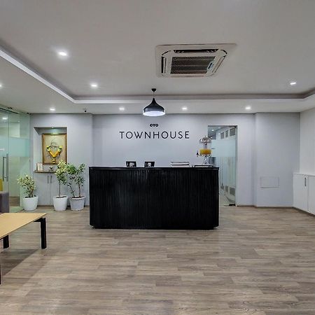 Hotel Unicontinental Мумбаї Екстер'єр фото