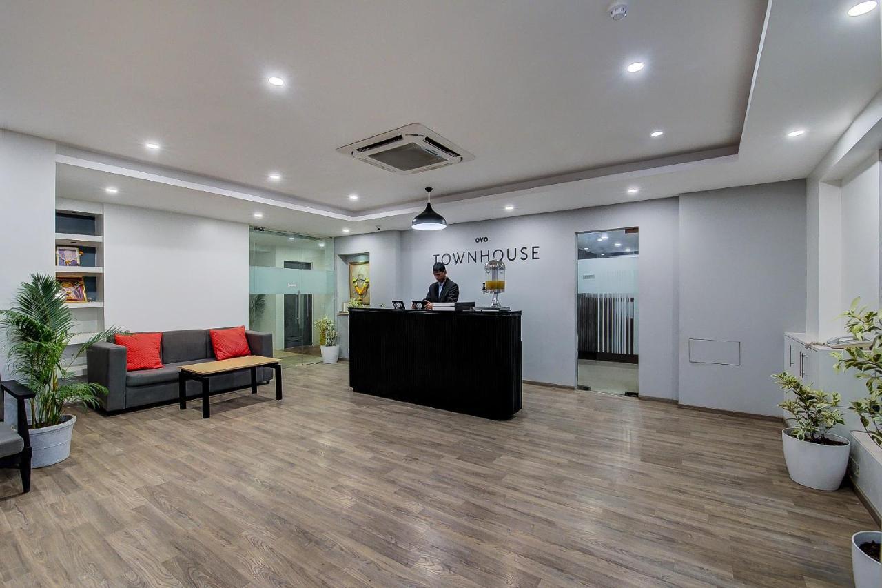 Hotel Unicontinental Мумбаї Екстер'єр фото